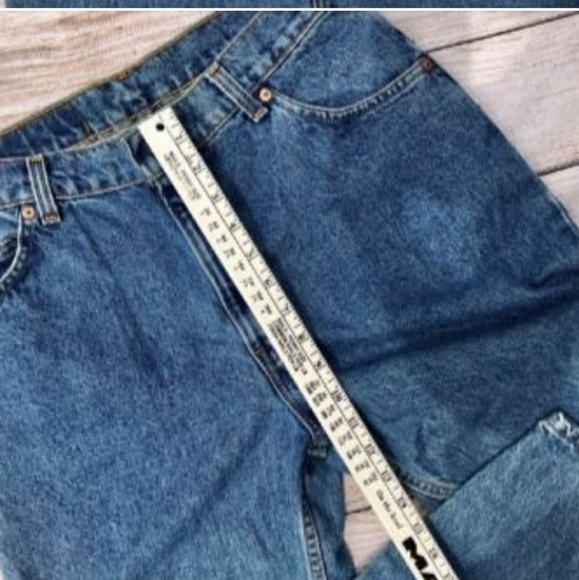 Levi’s Vintage 10950 Tapered Leg High Rise Jeans - Picture 5 of 7